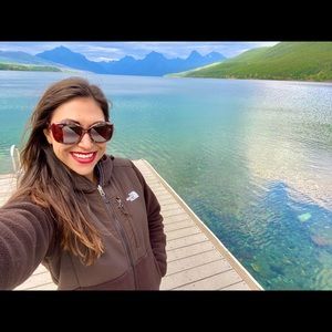 Meet your Posher, Catherine